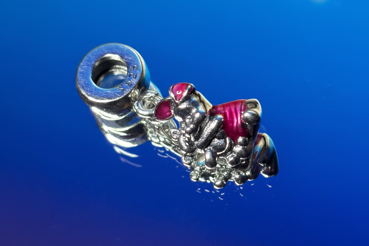 Disney Inspired Pooh & Piglet Sweet Hug Dangle Charm